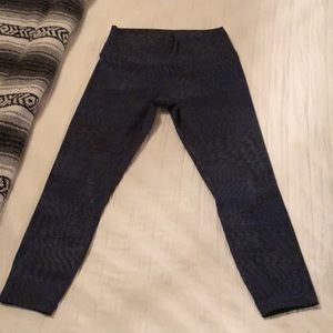 Lululemon wunder under